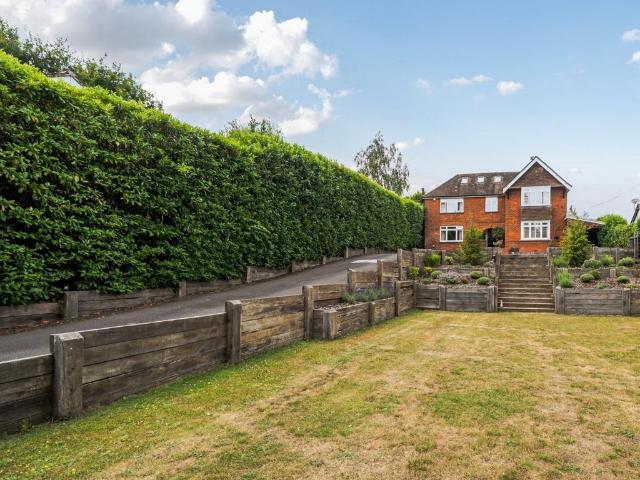 House for sale in Bolton Low Houses, Hampshire