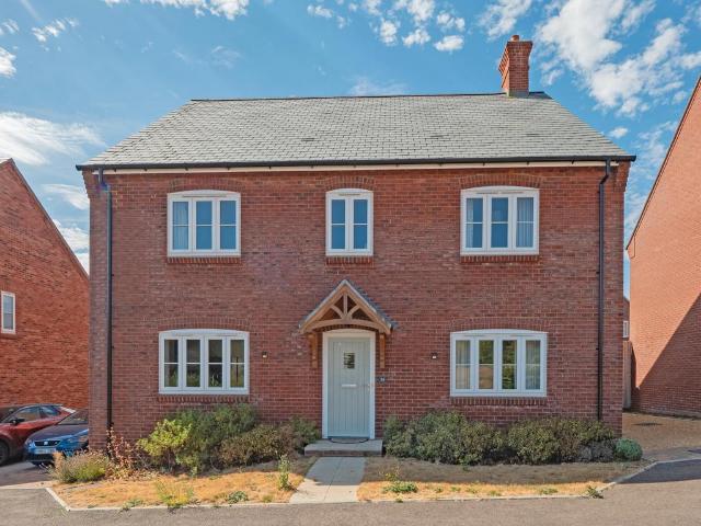 House for sale in Charminster