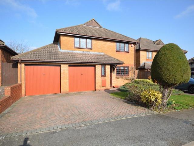 House for sale in Bramingham Park, Luton