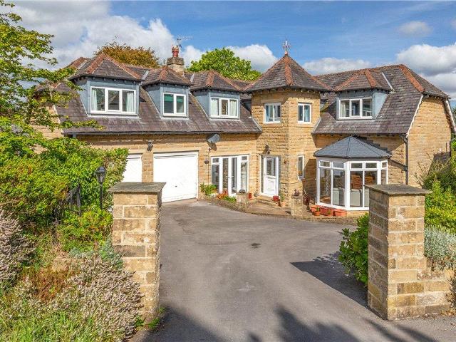 House for sale in Ben Rhydding, Ilkley