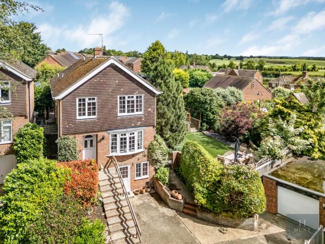 House for sale in Long Crendon