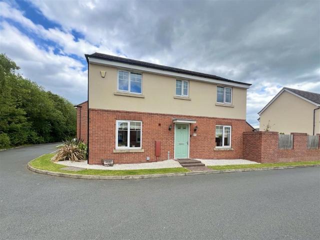 House for sale in Audnam, Amblecote
