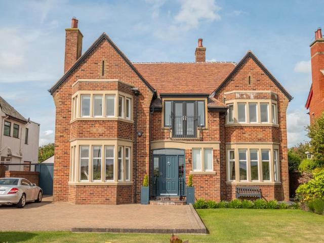 House for sale in Fairhaven, Lytham