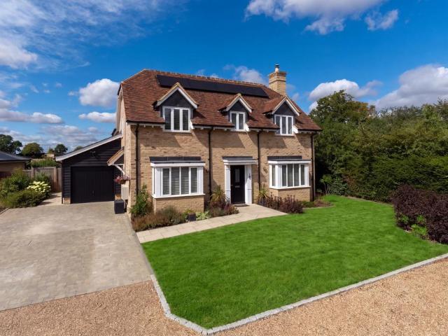 House for sale in Duton Hill, Essex