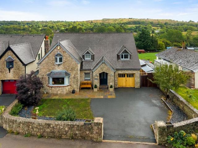 House for sale in Llanarmon-yn-Ial, Llanarmon yn Iâl