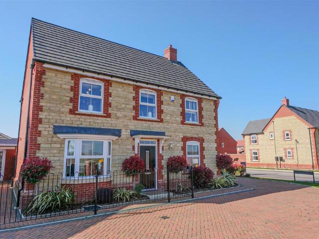 House for sale in Benson, South Oxfordshire