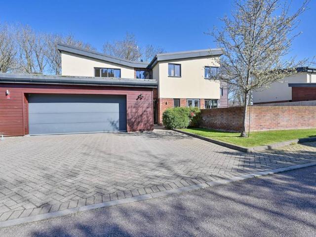 House for sale in Bushey, Isle Of Man