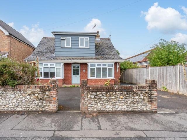 House for sale in Chichester, Littlecote