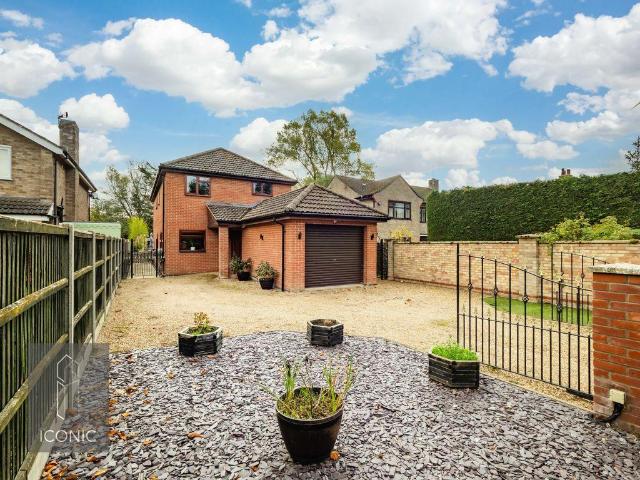 House for sale in Cantley, Broadland