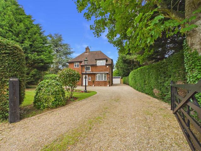 House for sale in Swanland, East Riding Of Yorkshire