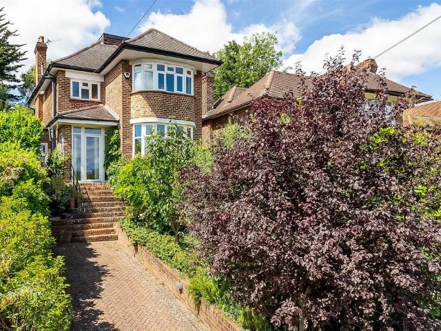 House for sale in London Borough of Croydon, Kenley