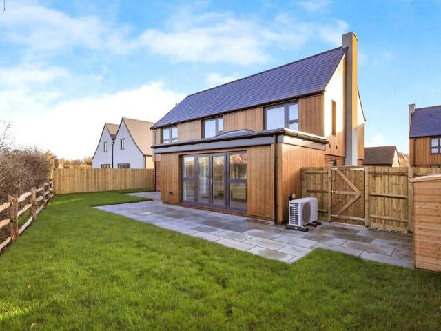 House for sale in Cross In Hand, East Sussex