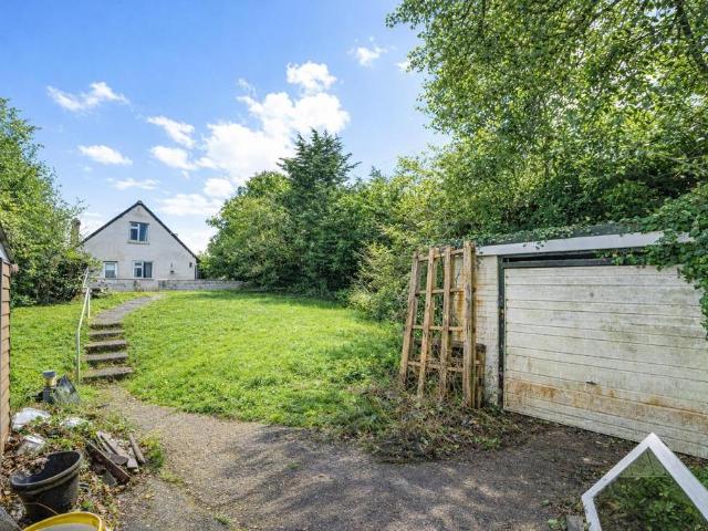 House for sale in Tilekiln, Guestling Green