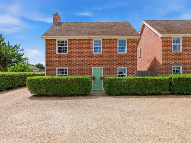 House for sale in Bedingfield, Suffolk