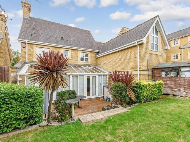 House for sale in Worcester Park Estate, Monks Orchard