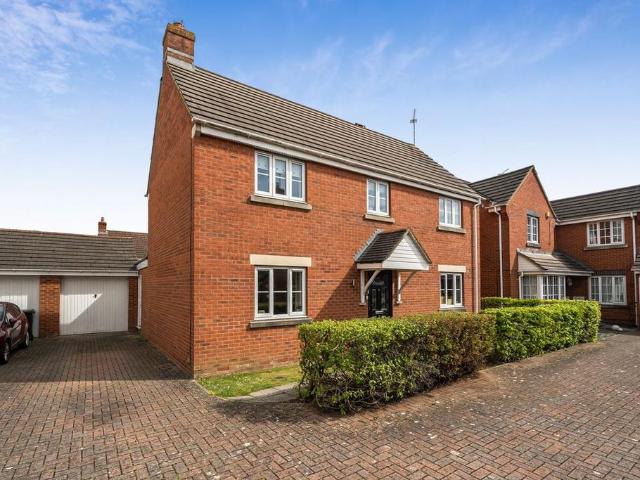 House for sale in Kingsdown, Swindon