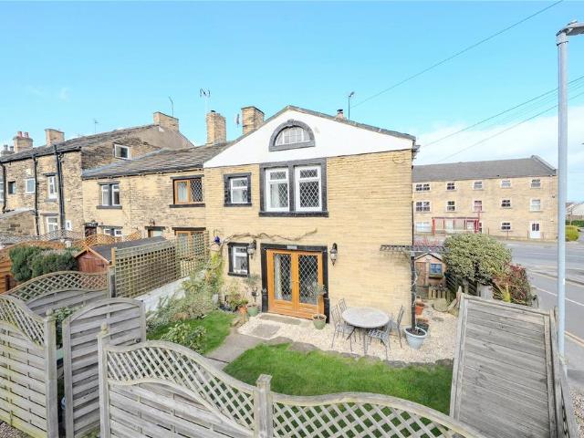 House for sale in Fulneck, West Yorkshire