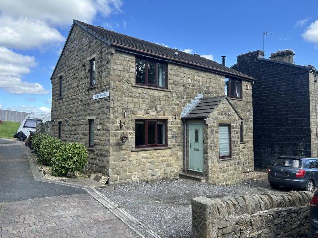 House for sale in Oakworth, West Yorkshire