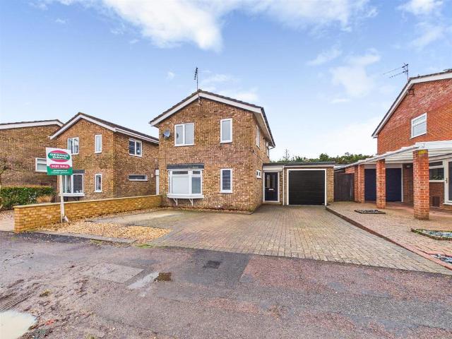 House for sale in Walton, Aylesbury
