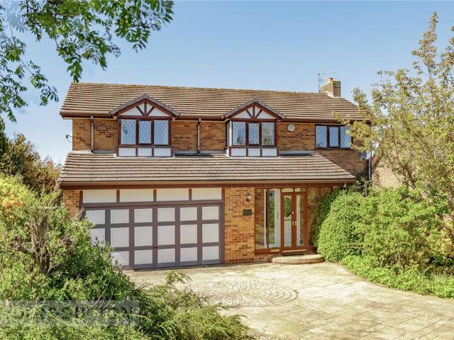 House for sale in Charlesworth