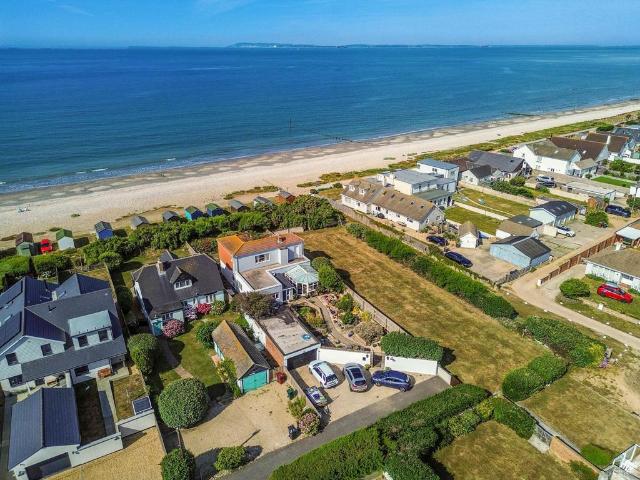 House for sale in Littlecote, West Sussex