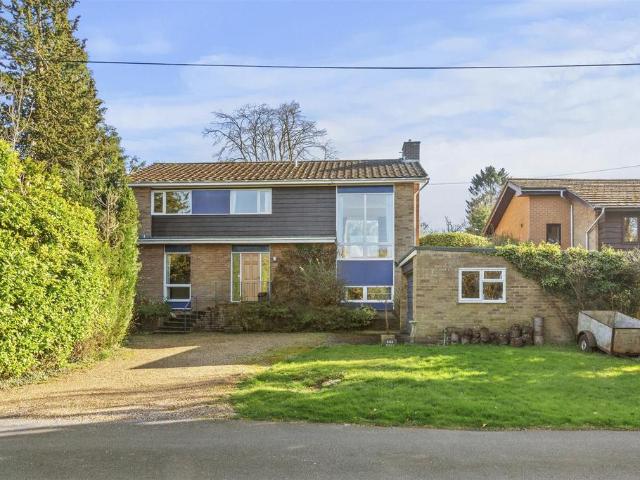 House for sale in Little Missenden, Little Kingshill