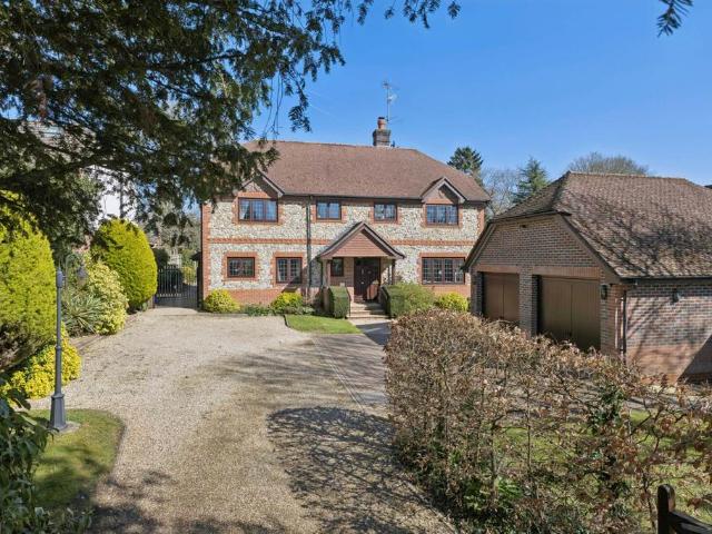 House for sale in Berrick Salome, Oxfordshire