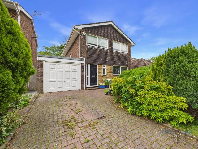 House for sale in Clifton, Lancashire