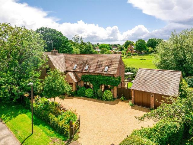 House for sale in Loughton, Milton Keynes