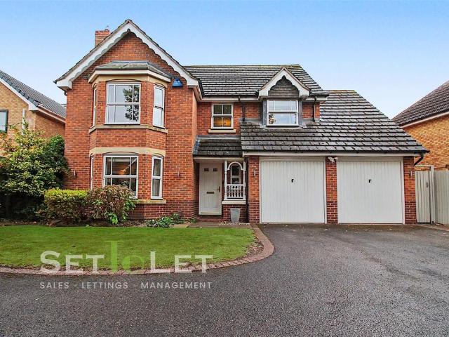 House for sale in Oadby, Leicestershire