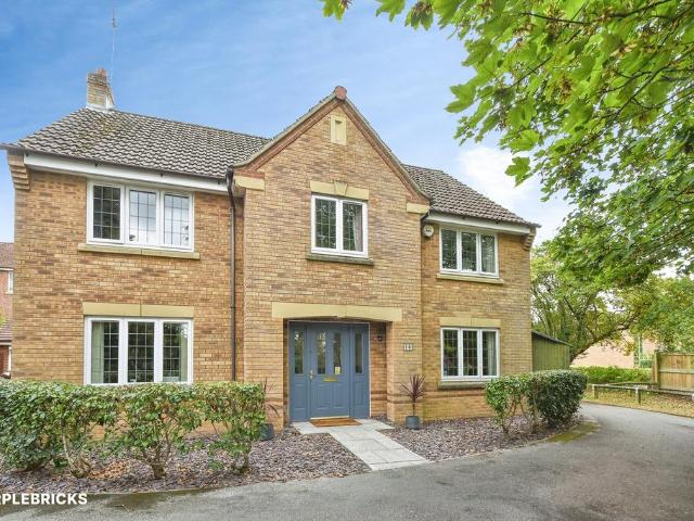 House for sale in Devizes, Wiltshire