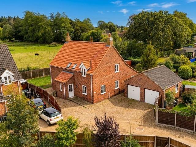 House for sale in Clint Green, Breckland