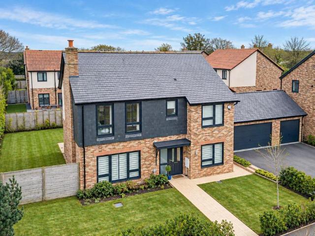 House for sale in Little Storeton, Prenton