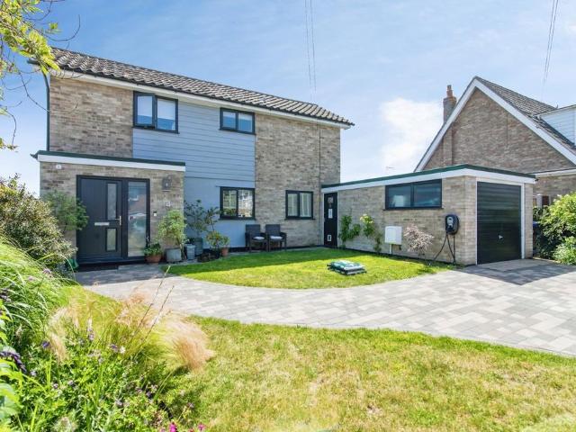 House for sale in Eastbridge, Suffolk
