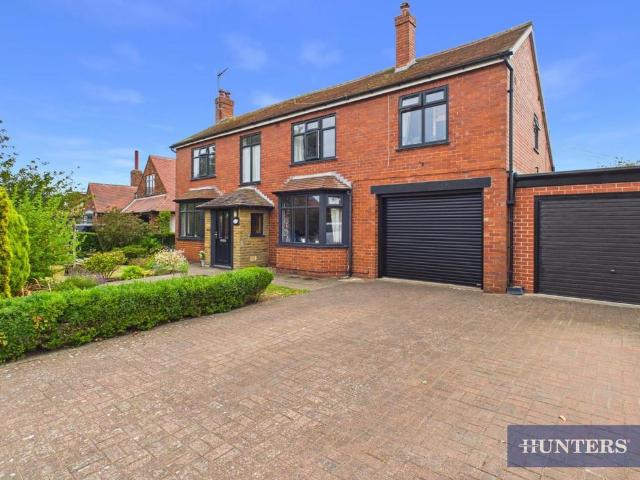 House for sale in The Pastures, Filey