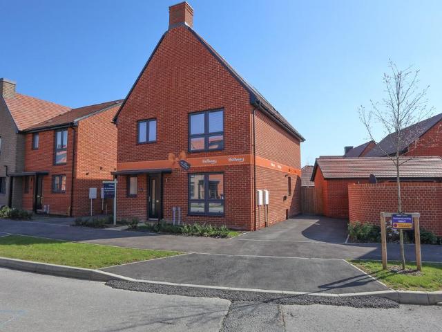 House for sale in Abbotsford, Perryfields