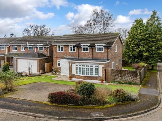 House for sale in Red Hill, Surrey