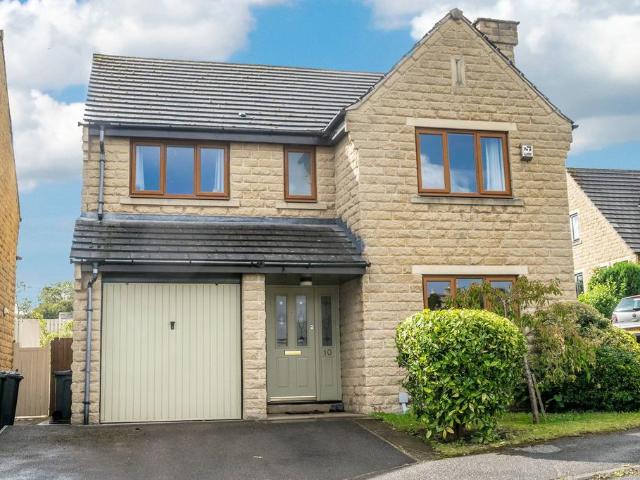 House for sale in Shelley, Shepley