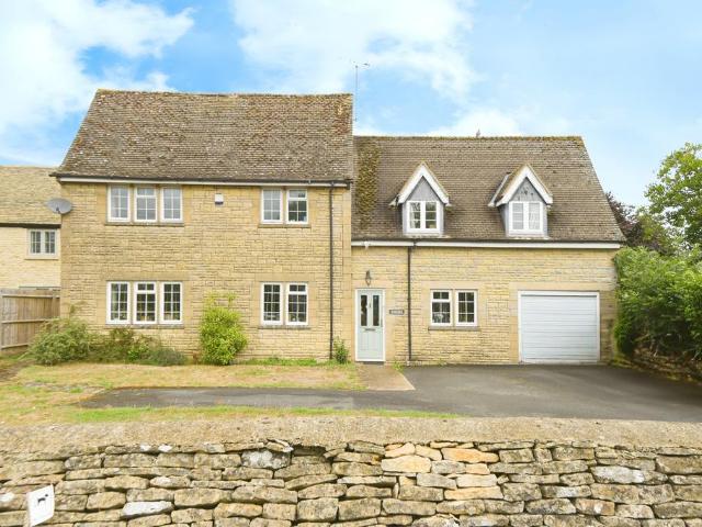 House for sale in Fossebridge, Gloucestershire