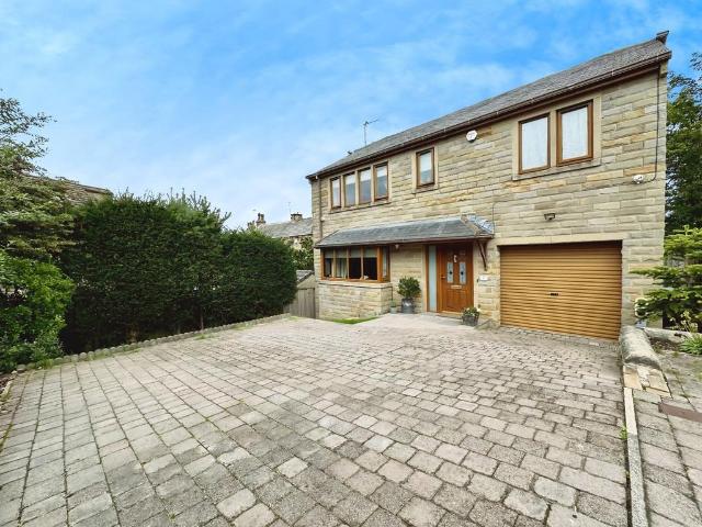 House for sale in West Yorkshire