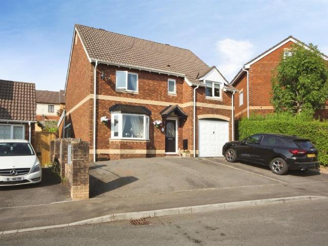 House for sale in Llantrisant, Beddau