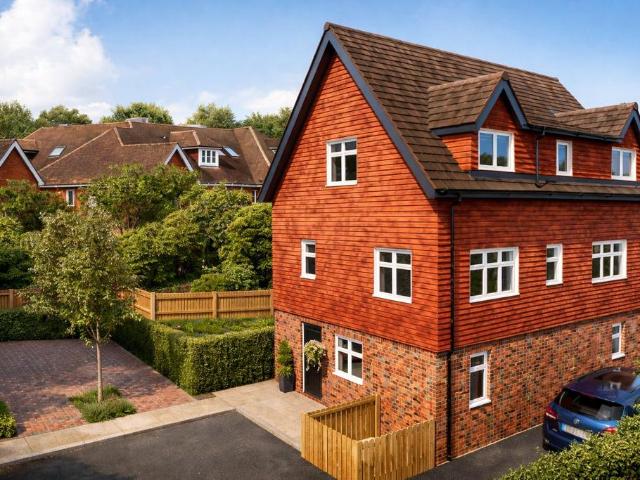 House for sale in Red Hill, Surrey