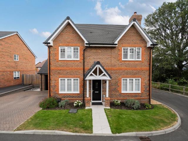 House for sale in Upper Hale, Fole