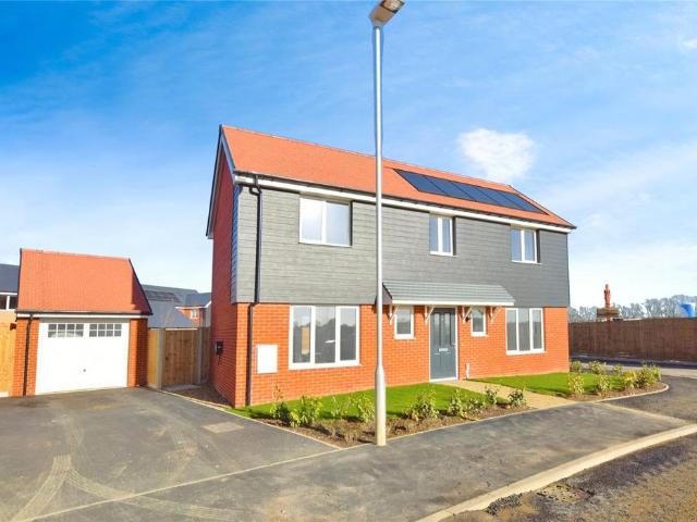 House for sale in Oaklands, Tendring