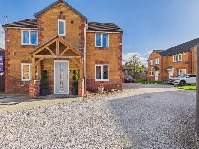 House for sale in Stalybridge, Tameside