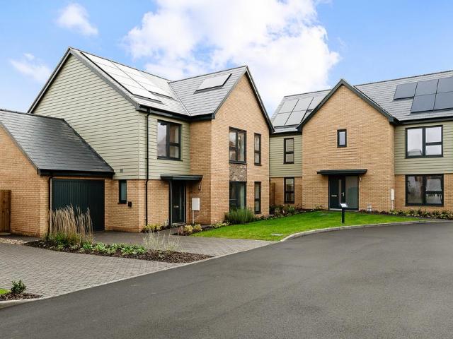 House for sale in Duton Hill, Essex