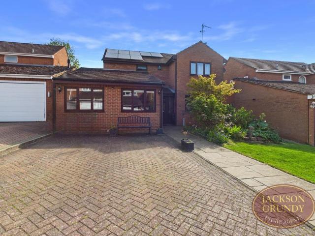House for sale in Ravensthorpe, Northamptonshire