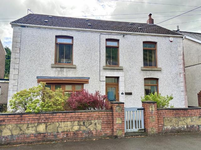 House for sale in Pontardawe, Ynysmeudwy
