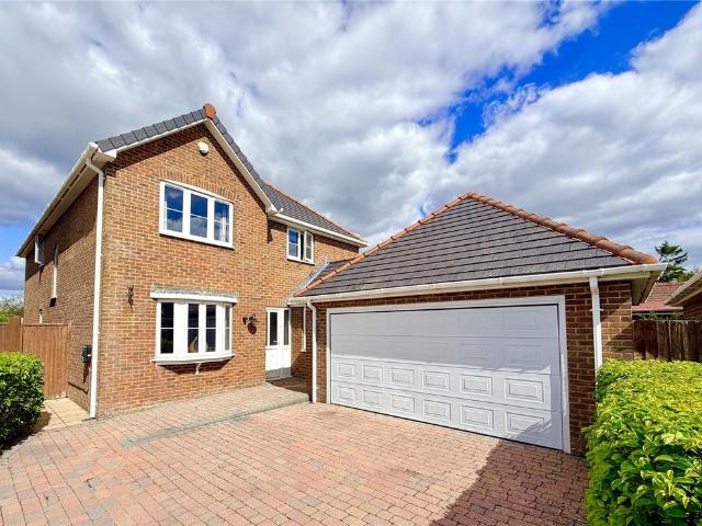 House for sale in Hordle, New Forest