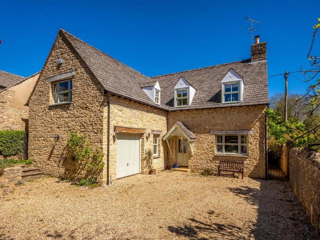 House for sale in Black Bourton, Oxfordshire
